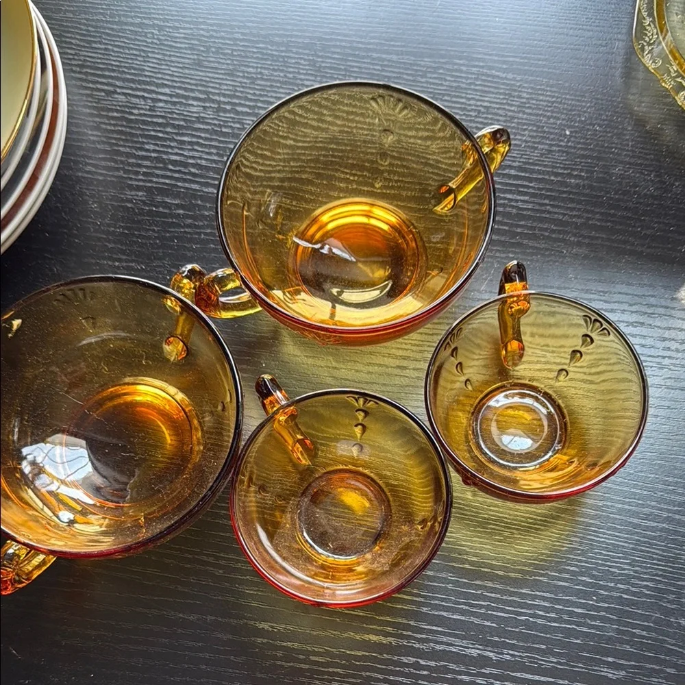 Brown Vintage Glass Drinkware Set